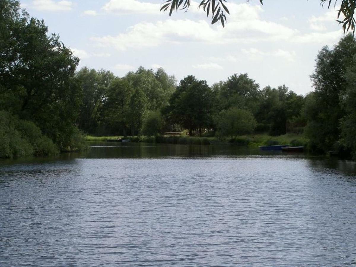 Storchennest An Der Spree In Radinkendorf Apartment Бейскоу Екстериор снимка