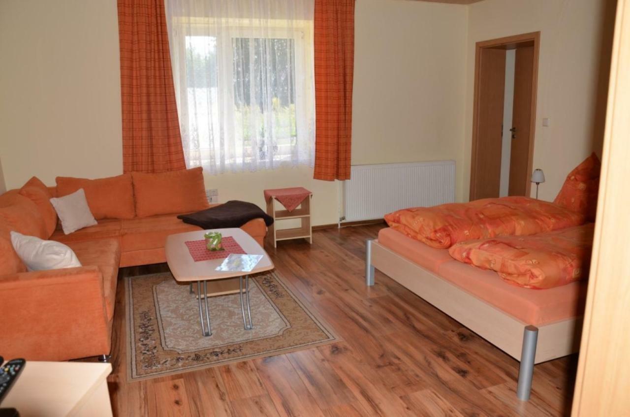 Storchennest An Der Spree In Radinkendorf Apartment Бейскоу Екстериор снимка